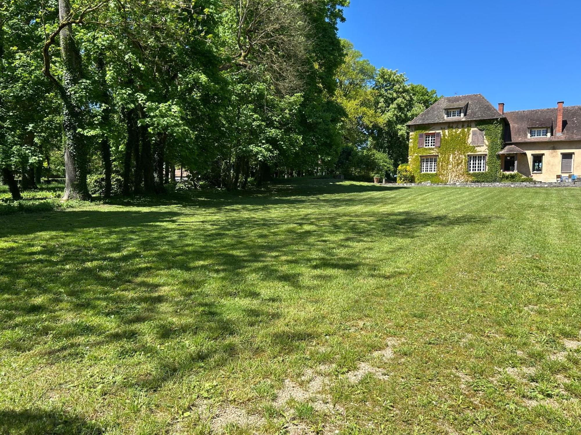 Le Parc Villa Coulanges-sur-Yonne Exterior photo